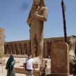 Karnak. Ik weet niet meer wie deze god-pharao ook weer was