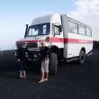 Bas en Ans bij de 4WD-truck op de Etna