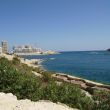 Ingang Marsamxett Harbour, links Tigne Point, rechts Fort St Elmo, Valletta