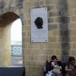 Barakka Gardens, plaquette ter ere van een bezoek van Einstein