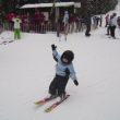 Skipiste van Albrechtice. Liam (2,5 jaar) kan al een beetje skieën