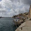 Italiaanse vissers schuilen in Grand Harbour voor de komende storm