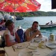 Anadolukava&#287;i. We lunchen op een rustig terras aan de Bosporus
