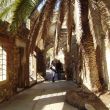 Straatje  met verlaten huisjes van melaatsen in Spinalonga