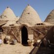 Harran. 150-200 jaar geleden nagebouwde en ingerichte bijenkorfwoningen