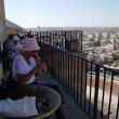 Op een terrasje op het hoogste punt van de citadel van Aleppo