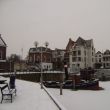 De historische sleepboot `Jan de Sterke` in de Lingehaven met erachter ons mogelijk huurappartement