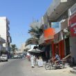 Hurghada. Het winkelwijkje buiten het marina-hek