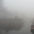 De 23e November. Derde dag met dichte mist in de haven