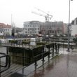 26 januari 2012. Regen op de sluis, vanuit de serre