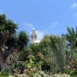 De minaret van de moskee in de binnenstad van Paphos