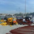De vissers van Afurada repareren hun netten