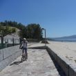 Louro. Het wandel- en fietspad langs het Sint Franciscusstrand