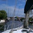 De Zijlroede in Lemmer. Achter de brug vinden we in de dorpskern een ligplaats.