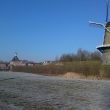 22-01-2017. In het Dalemse Veld met achterin de Dalempoort en rechts molen De Hoop.