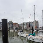 Zondagmorgen Oostende, de haven is weer leeg. Dulce in het midden van de foto.