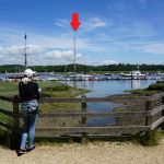 Dulce afgemeerd (pijl) in Buckler's Hard, Beaulieu River.