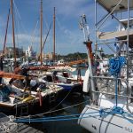 Lymington. Cornish Crabbers achter onze boot.