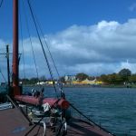 Nadering van Gorcum, met Circus Renz op Buiten de Waterpoort.