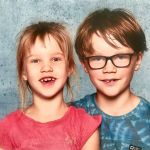 Schoolfoto van Lisa en Thijs (juni 2018).