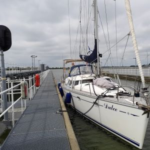 De wachtsteiger van het Naviduct bij Enkhuizen.