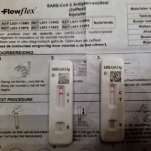 8 december 2021. Negatief, onze eerste corona-sneltesten.