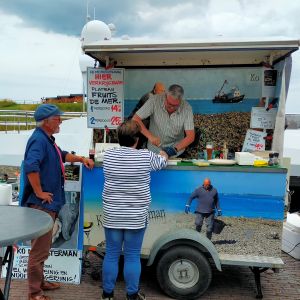 25 juni 2022. Zes verse Zeeuwse oesters voor een tientje.