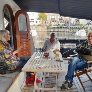 14 september 2022. Piet & Ineke met de 'Stoer' op bezoek in de Lingehaven.