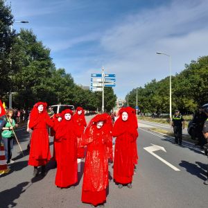 Schikgodinnen op de Utrechtsebaan.