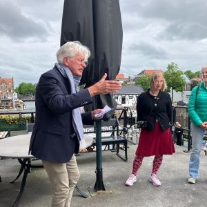 5 mei 2025. "Poëzie in de sluis 2025'. Toespraak Pim van Mourik.