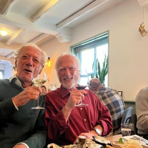 25 april 2026. Joop en ik tijden mijn verjaardagsdiner bij de Wijnboutique.
