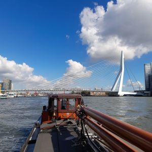 Rotterdam, 2 oktober 2026. Met de 'Niets Zonder Gods Zegen' op weg naar de Furieade in Maa