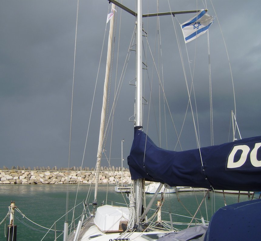 Bui uit het noordwesten op komst