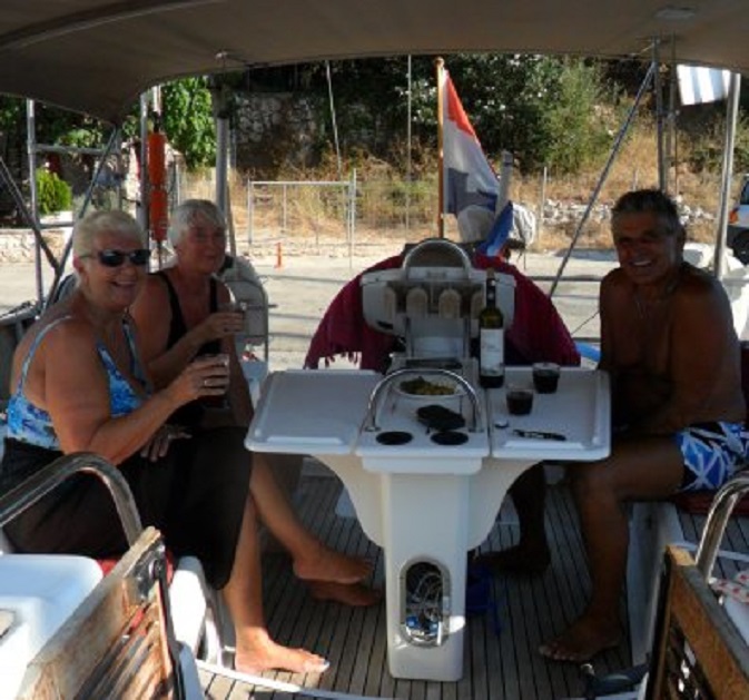 Borrel met Jaap & Diana bij ons in de kuip