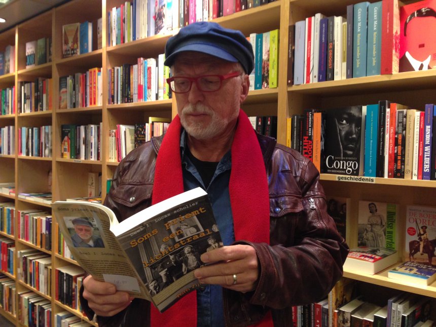 Met deel 1 van mijn boek in Boekhandel Cursief