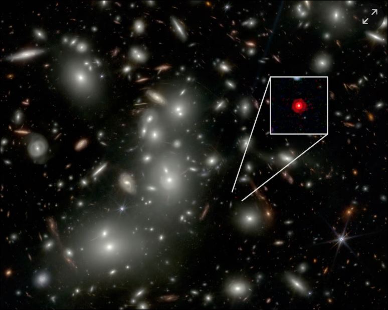 Opname van het zeer vroege sterrenstelsel Abell2744-QSO1, waar een oeroud 'naakt' zwart gat zou zitten (Foto: JWST/Nasa/Esa/CSA; NIRCam image processing: Lukas Furtak/Rachel Bezanson)