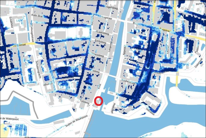 Uit de klimaateffectatlas: ons huis en onze straat blijven droog bij een hevige bui van 140 cm in 2 uur bij het huidige klimaat.